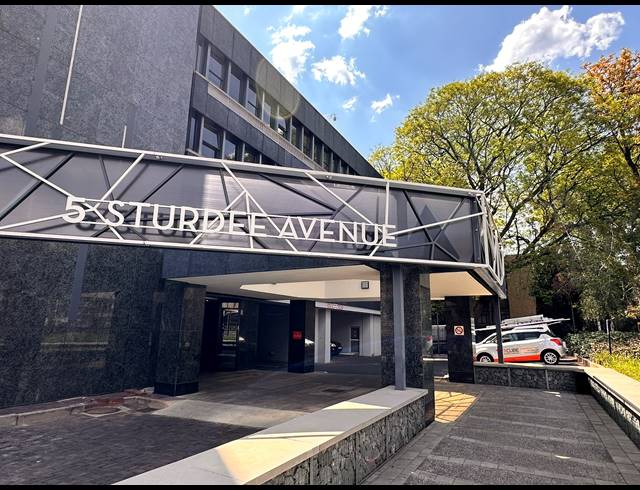 81M² OFFICE TO LET IN ROSEBANK